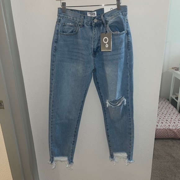 Insane Gene Hi-Waist Tapered Jeans in Medium Wash - Picture 4 of 8